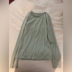 Nike long sleeve shirt